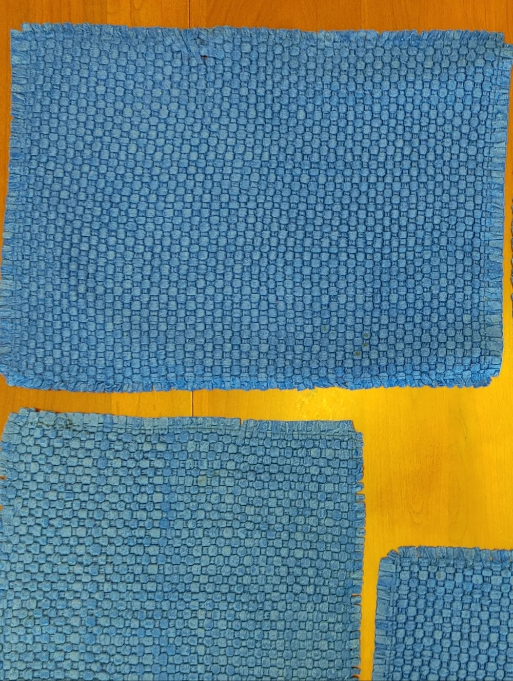 Set of 4 Blue Textured VTG Placemats Colonial 70s (396rll1)